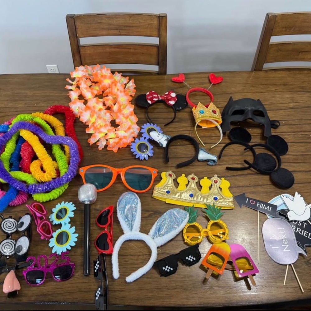 Photo booth props